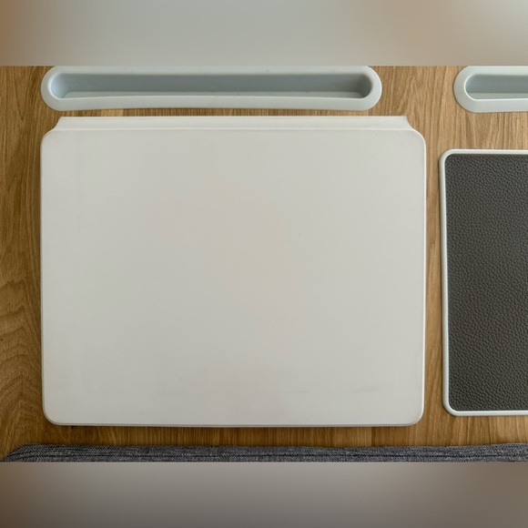 Apple Magic Keyboard - White 12.9inch - Picture 7 of 7